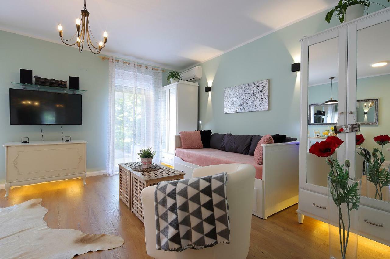 Studio Apartment Ada 2 Rijeka Extérieur photo