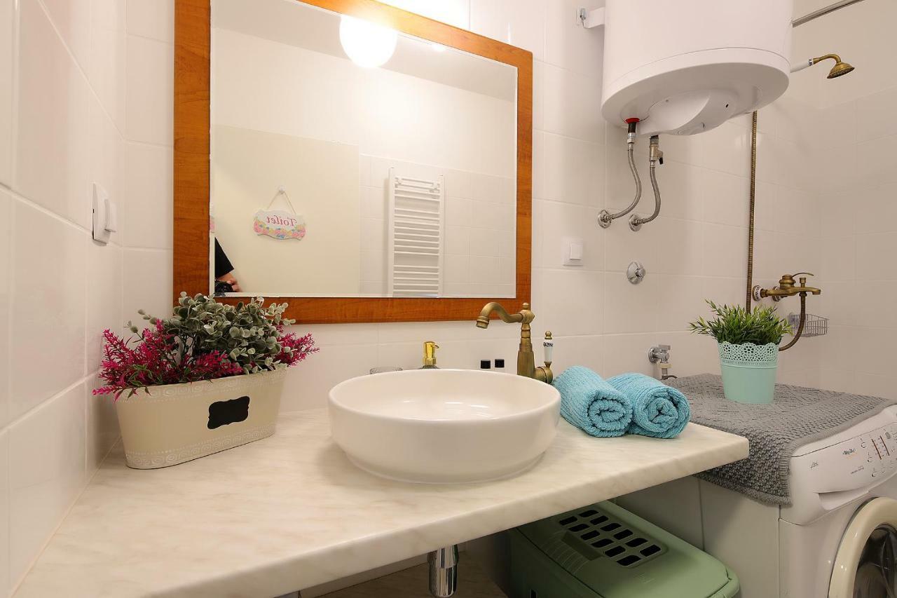 Studio Apartment Ada 2 Rijeka Extérieur photo